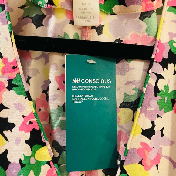 H&M CONSCIOUS Cotton Midi Floral Dress Size Large V-Neck Long Puff Sleeve (NWT) - Picture 4 of 8